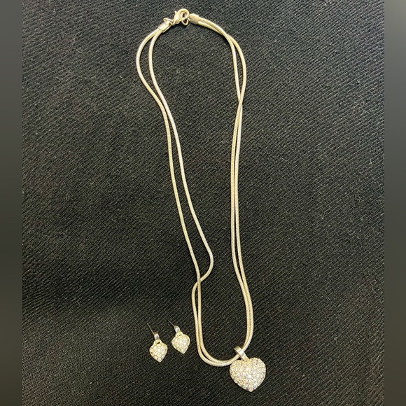 Roman Jewelers Matching Set 💎 Statement Necklace & Earrings - Picture 2 of 2